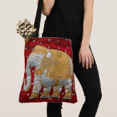 Elephant Red en Gold in India Tote Bag (Dichtbij)