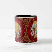 Elephant Red en Gold in India Tweekleurige Koffiemok (Center)
