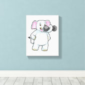 Elephant tijdens strakke training met Dumbbell Canvas Afdruk (Insitu (Houten vloer))