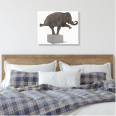 Elephant-uitvoerende truc op doos canvas afdruk (Insitu (Slaapkamer))