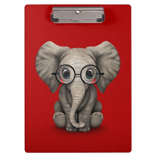 Elephant voor Cute Baby met leesbril Red Klembord (Voorkant)