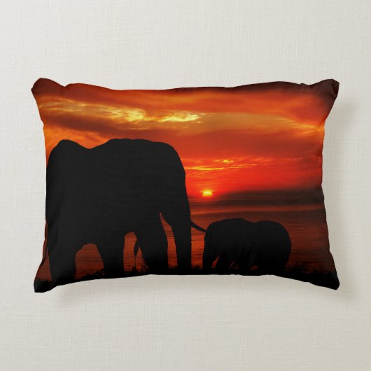 Elephants at Sunset Accent Kussen (Voorkant)