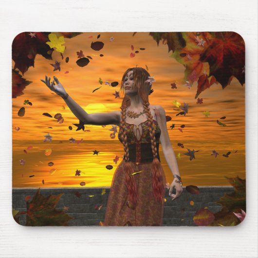 Elf in vallende bladeren tegen een herfstzonsonder muismat (Voorkant)