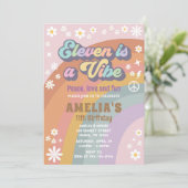 Elf is een vibe verjaardag uitnodiging (Staand voorkant)