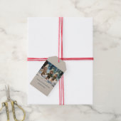 Elf Kids Running in the Snow Custom Text Cadeaulabel (Met Touw)