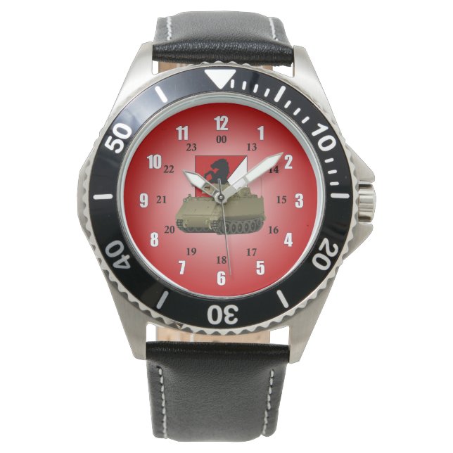 Elfde ACR met M113 Horloge (Voorkant)