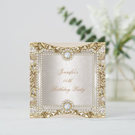 Elite Cream Gold Diamond Damask Birthday Party Kaart (Staand voorkant)