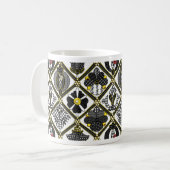Elizabeth Blackwork tegel Koffiemok (Voorkant links)