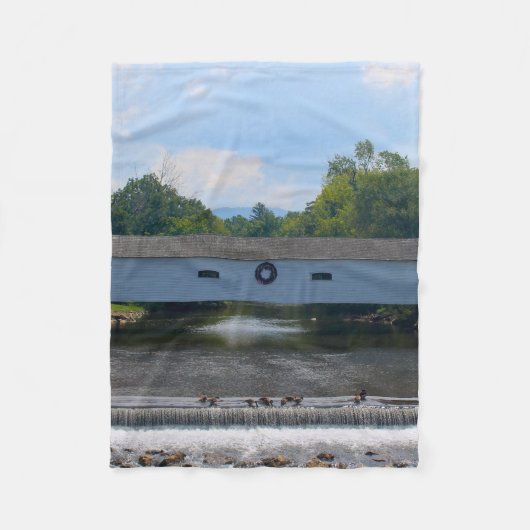 Elizabethton Covered Bridge Fleece Deken (Voorkant)
