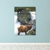 Elk & Black Beren Wildlife Art Wall Print (Insitu (Houten vloer))
