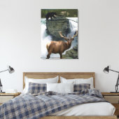 Elk & Black Beren Wildlife Art Wall Print (Insitu (Slaapkamer))