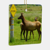 Elk Crossing California Wildlife Keramisch Ornament (Rechts)