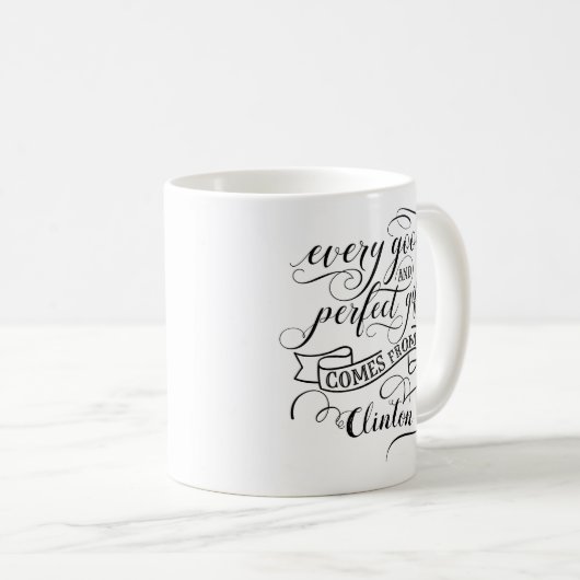 Elk goed en perfect cadeau komt van Clinton Koffiemok (Voorkant rechts)