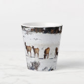 Elk in de mok van Snow latte (Voorkant)
