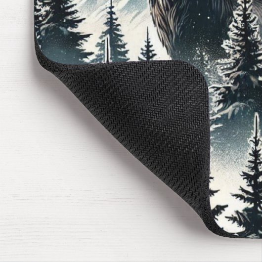 Elk in een mystiek bos onder een maanverlichte ber muismat (Hoek)