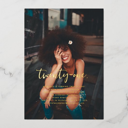 Elk jaar | Eenvoudige foto van Birthday Party Folie Uitnodiging (Voorkant)