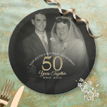 Elk jaar samen een Jubileum foto van het huwelijk Papieren Bordje<br><div class="desc">Een bord voor de huwelijksfoto's.. die perfect is voor elk jaar. U kunt de kleur aanpassen om uw verjaardag te evenaren. Ontworpen door: Thisnotme©</div>