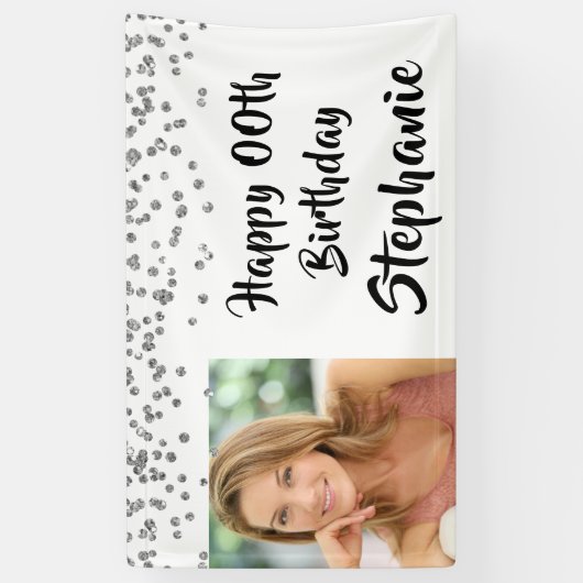 Elk jaar Verjaardag Silver Confetti Brush Script Spandoek (Verticaal)