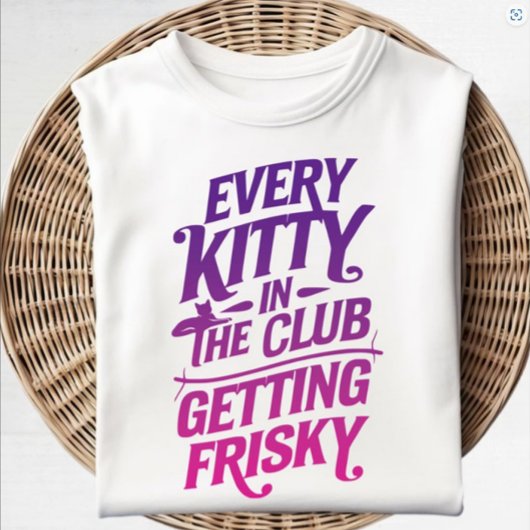 Elk Kat in de club krijgt een friskant T-shirt
