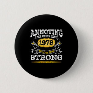 Elkaar irriteren sinds 1978 Jubileum Ronde Button 5,7 Cm