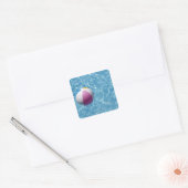 Elke bal in het zwembad vierkante sticker (Envelop)
