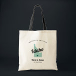 Elke Colour Idaho Map Wedding Welcome Bag, Tote Bag<br><div class="desc">Het weekend van de bruiloft heet cadeautas voor gasten uit de stad voor je bruiloft, met afbeelding van Idaho. U kunt de kleuren voor om het even welk deel van dit ontwerp uitgeven, evenals het hart naar de plaats van uw bruiloft verplaatsen. Om kleuren te veranderen, personaliseert de klik en...</div>