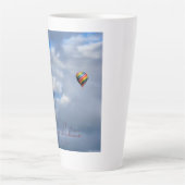 Elke dag is een Adventure Hotair Balloon Mok (Voorkant)