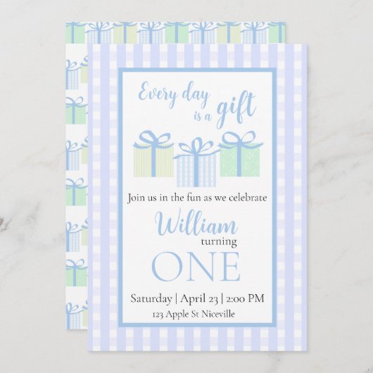 Elke dag is een cadeau jongen verjaardag uitnodige kaart (Voorkant / Achterkant)