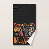 Elke dag is een halloween bad handdoek (Handdoek)