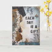 Elke dag is er een cadeauprijsopgave | Happy Birth Kaart (Gele Bloem)