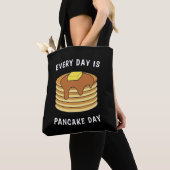 Elke Dag Is Het Pannenkoekendag Ahornsiroop En Bot Tote Bag (Dichtbij)