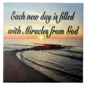 ELKE DAG IS MIRACLINE VAN GOD TEGELTJE (Voorkant)