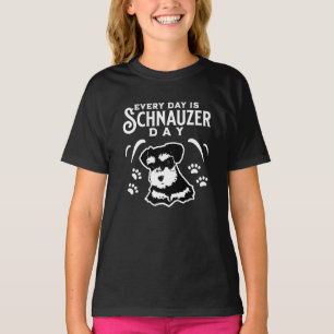 Elke Dag is Schnauzer Dag T-shirt