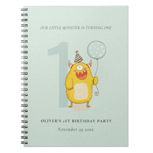 Elke dag van de dag wordt elke dag een kleine geel notitieboek