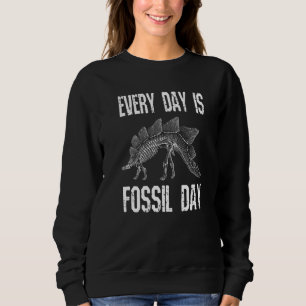 Elke dag wordt er een kool van het type Fossil Day Trui
