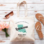 elke kleur die Louisiana wegtrouwt, welkomsttas, Tote Bag<br><div class="desc">Het weekend van de bruiloft heet cadeautas voor gasten uit de stad voor je bruiloft, met afbeelding van Louisiana. U kunt de kleuren voor om het even welk deel van dit ontwerp uitgeven, evenals het hart naar de plaats van uw bruiloft verplaatsen. Om kleuren te veranderen, personaliseert de klik en...</div>