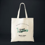 Elke Kleur Grand Cayman Wedding Welcome Bag, Tote Bag<br><div class="desc">Het weekend is een cadeautas voor gasten uit de stad voor je bruiloft, met afbeelding van de Grote Cayman. U kunt de kleuren voor om het even welk deel van dit ontwerp uitgeven, evenals het hart naar de plaats van uw bruiloft verplaatsen. Om kleuren te veranderen, personaliseert de klik en...</div>