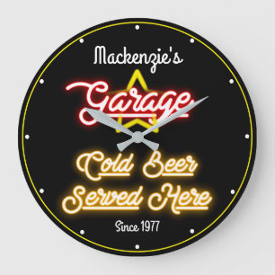 Elke naam Garage Retro Faux Red Yellow Neon Black Grote Klok