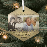 Elke tekst 2 Foto Golden 50th Wedding Jubileum Glas Ornament<br><div class="desc">Viel een vrolijke gouden 50ste trouwdag met een aangepaste 2 foto "Gehuwd 50 jaar", zwart en gouden zeshoekige kerstversiering van glas. Afbeeldingen en alle formuleringen op deze sjabloon zijn eenvoudig te personaliseren. Het ontwerp is voorzien van een gouden faux folie achtergrond, een stijlvolle decostijl typografie, de namen en datum van...</div>