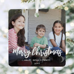 Elke tekst 2 foto trendy geborsteld wit script metalen ornament<br><div class="desc">Vier de eenvoudige geneugten van de feestdagen met een aangepaste 2 foto overlay vierkante metalen ornament. Afbeeldingen en alle tekst op deze sjabloon zijn gemakkelijk aan te passen en kunnen verschillend of hetzelfde zijn op de voor- en achterkant. Prettige feestdagen Het kan elke bewoording bevatten, zoals Vrolijk kerstfeest, Kerstmis, Beste...</div>