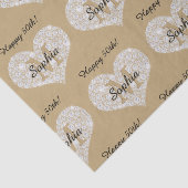 Elke verjaardag, diamanten hart, gouden monogram, tissuepapier (Detail)