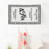 Elke zondag - zwarte/witte strepen spandoek (Insitu)