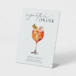 Ellesmere Modern Minimal Signature Drink Sign Reclamebord Met Voetstuk<br><div class="desc">Dit kenmerkende drink menuteken beschikt over een moderne kalligrafie scriptkop en minimalistisch ontwerp. De scripttekstkop is een afbeelding dat niet kan worden bewerkt. De grootte van het afbeelding van de kop kan worden aangepast aan de grootte van elk poster. Alle andere tekst kan volledig worden bewerkt. De sjabloon omvat meer...</div>
