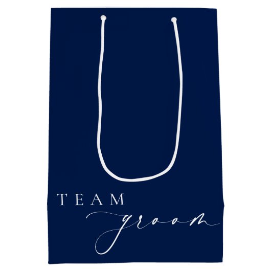 Ellesmere Navy Minimalist Wedding Team Groom Medium Cadeauzakje (Achterkant)