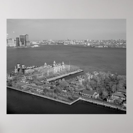 Ellis Island en NYC Harbour Photography Poster (Voorkant)