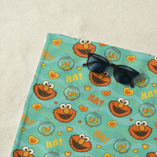Elmo en Goldfish Pattern Strandlaken (In situ)