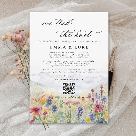 Elopement Wildflower Mountain bruiloft aankondigin Aankondiging