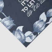 Eloquent Silence Quote Art voor Serene Decor Tissuepapier (Detail)