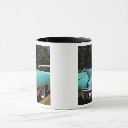 Elvis Presley's Green Cadillac Converteerbaar in Mok (Midden)