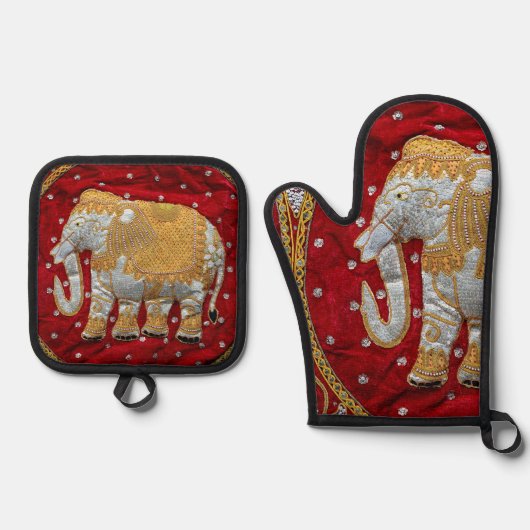 Embellished Indian Elephant Red and Gold Ovenwant & Pannenlap Set (Voorkant)